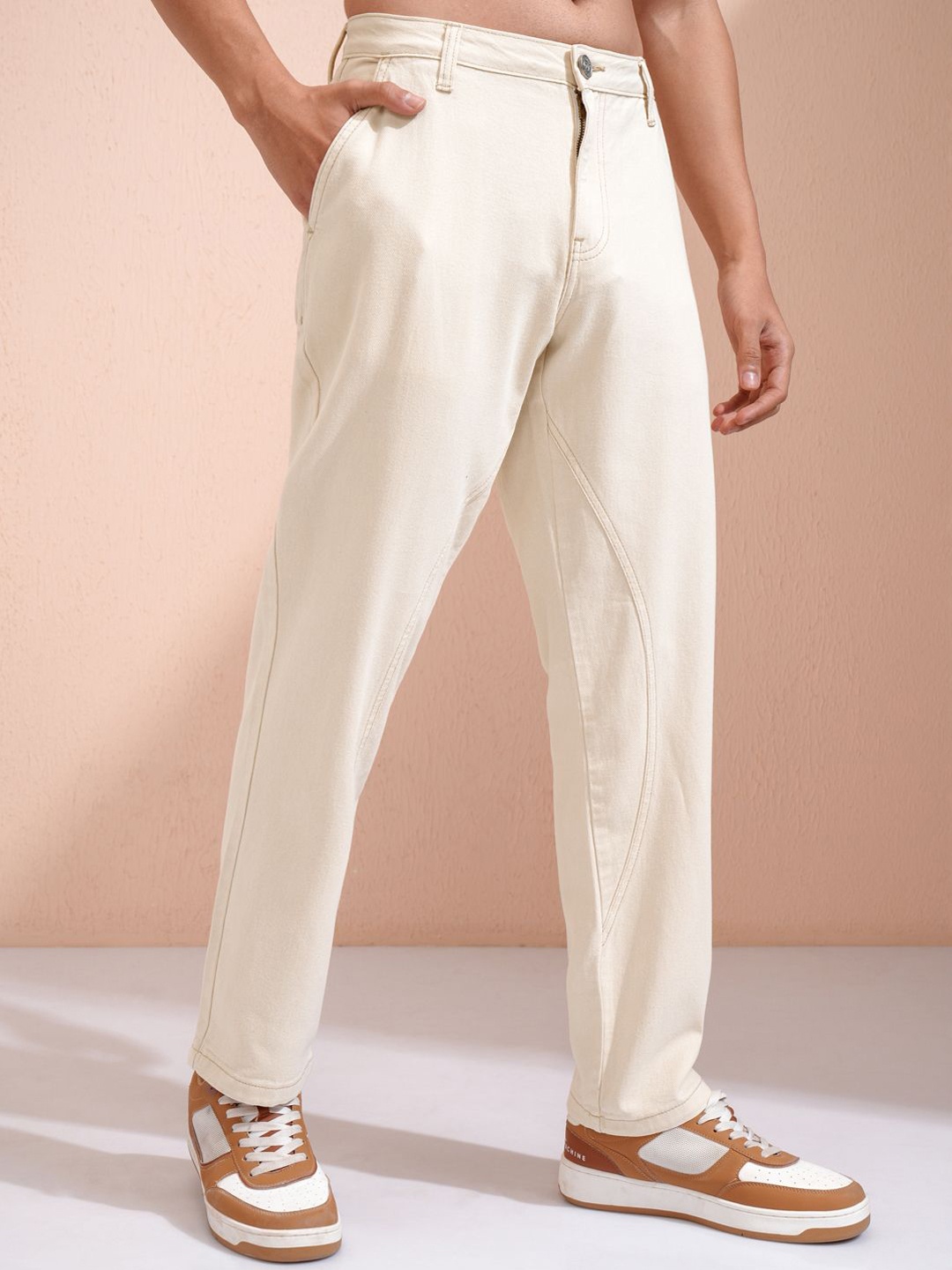

HIGHLANDER Men Cotton Relaxed Fit Jeans, White