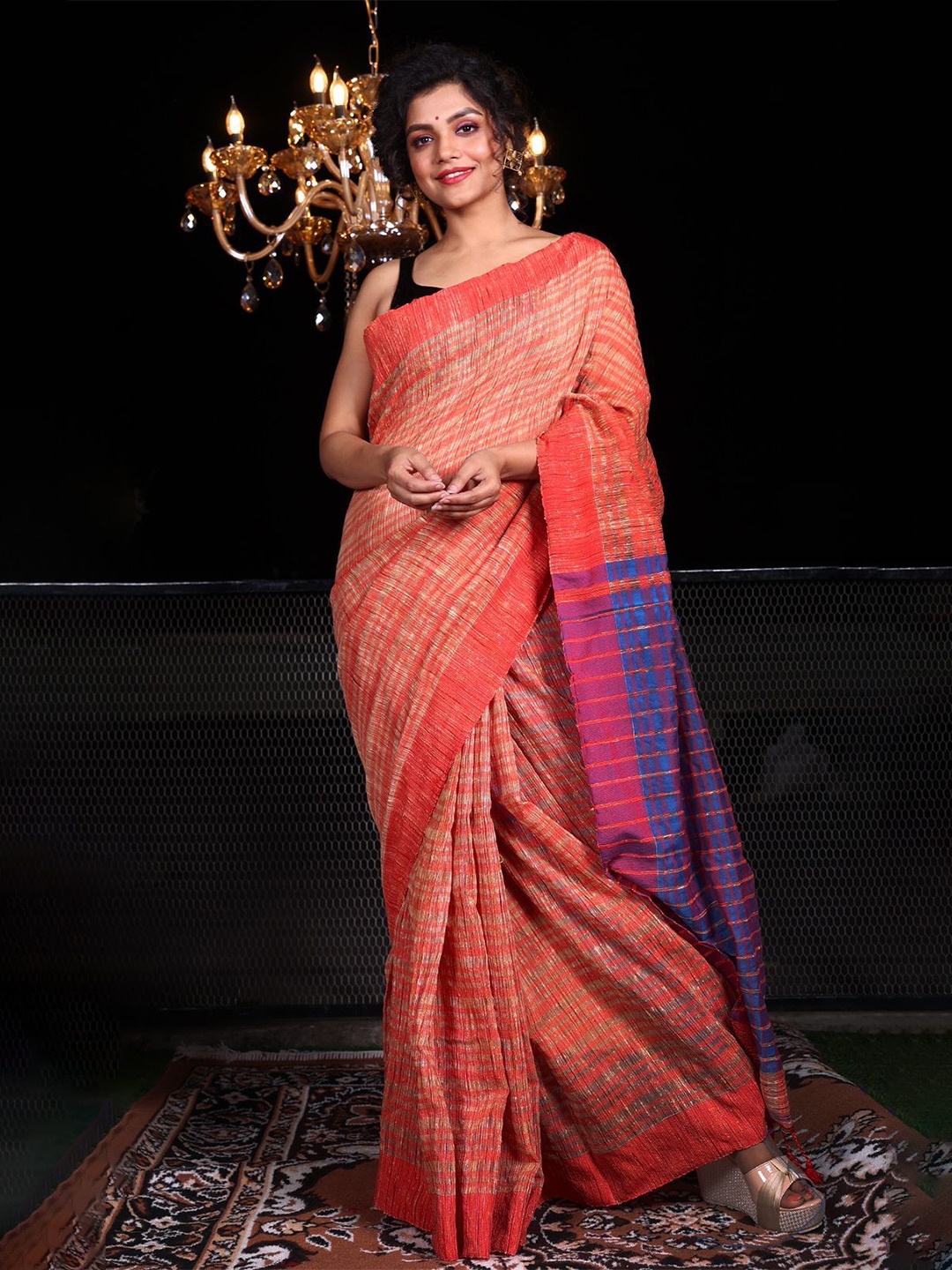 

Charukriti Checked Pure Cotton Saree, Beige