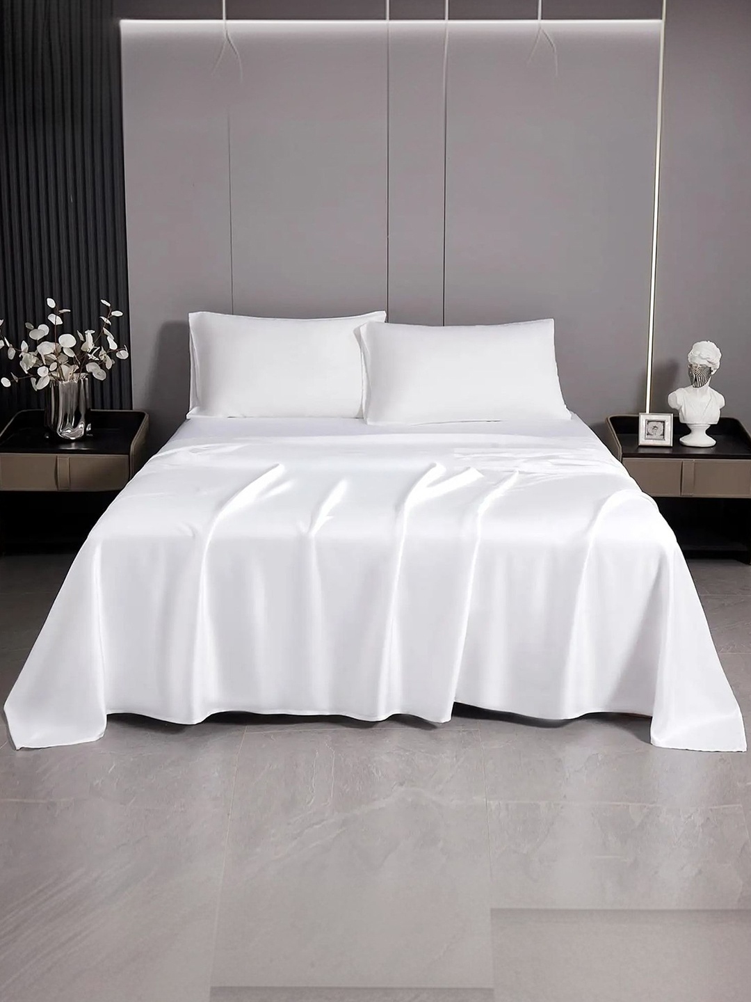 

MUSH Luxurious Off White 300 TC Silk Satin King Bedsheet Set 2.74 m x 2.74 m