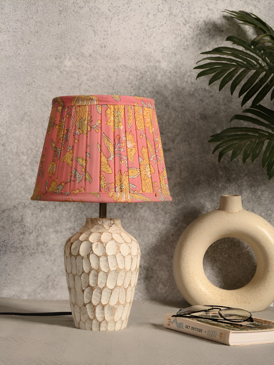 

green girgit White Printed Wood Bell Shaped Table Lamp