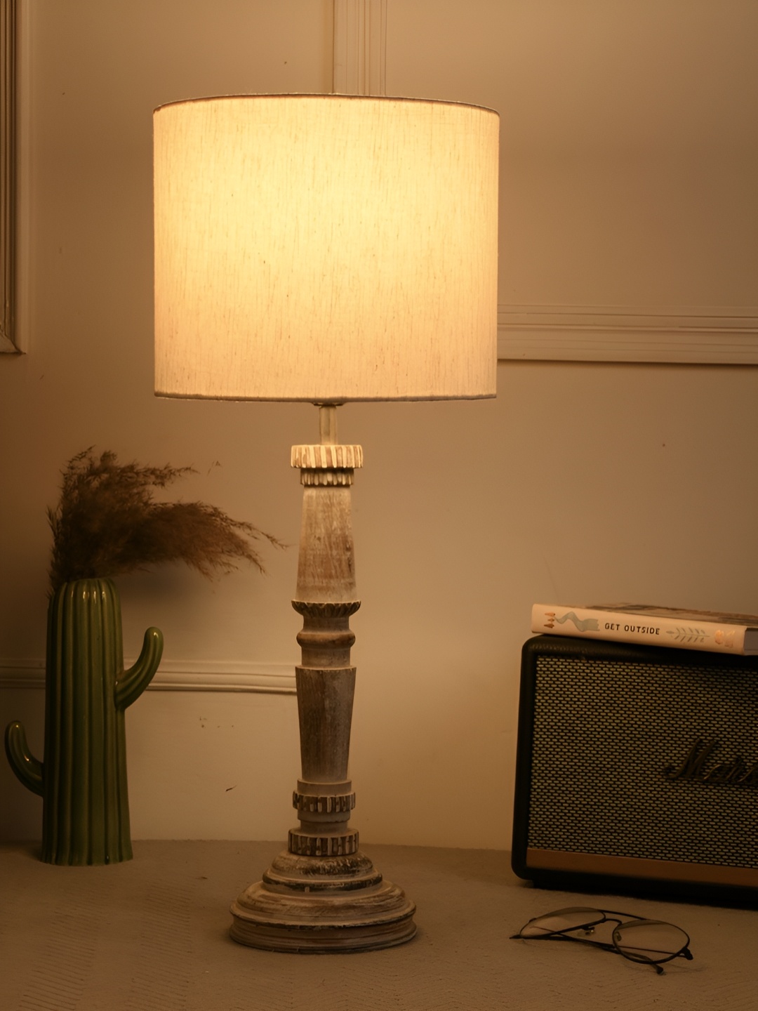 

green girgit White Wood Cylindrical Shaped Table Lamp