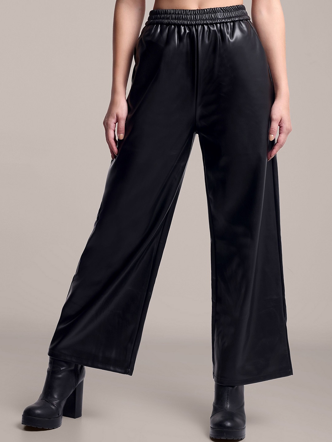 

iki chic Women Loose Fit High-Rise Wide Leg Trousers, Black