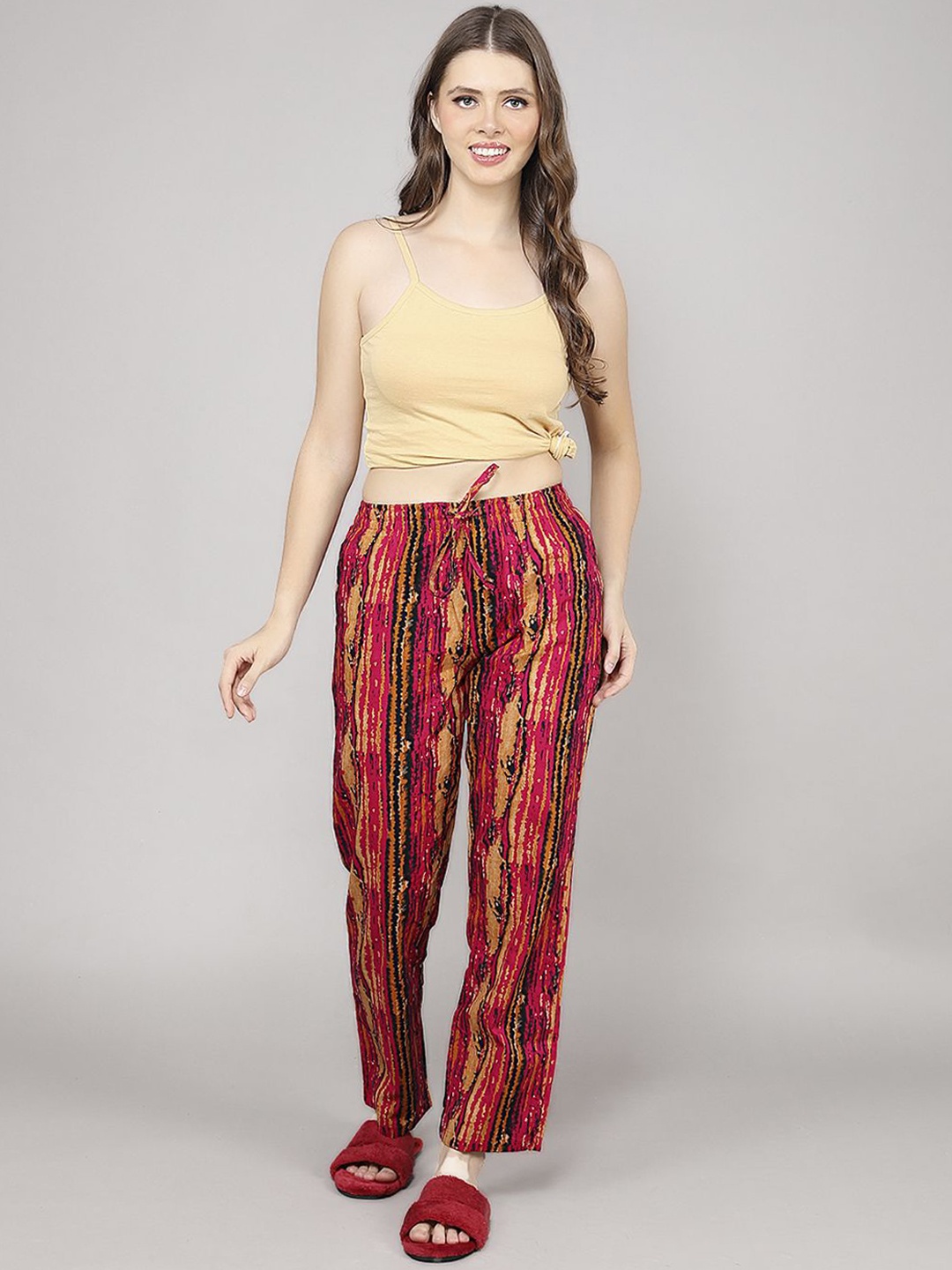 

evolove Women Printed Cotton Adjustable Waistband Lounge Pants With Side Pockets, Red