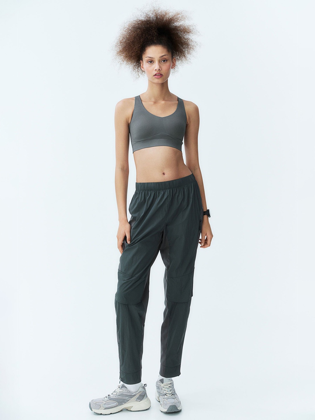 

H&M High Support Sports Bra In DryMove-1234310004-Grey