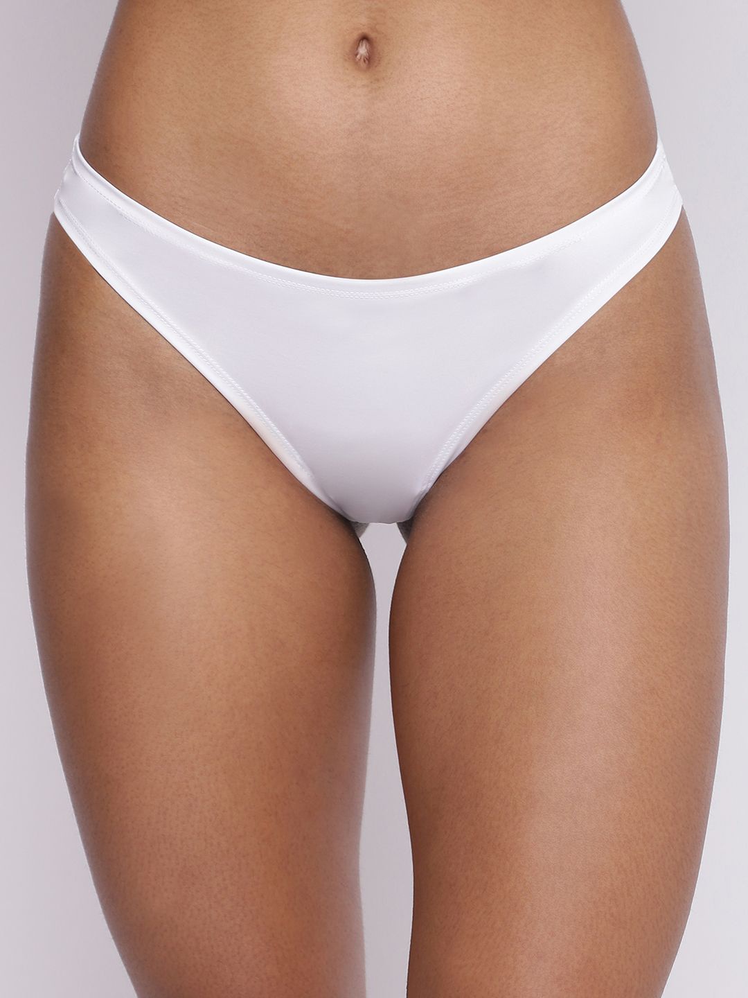 

La Intimo Women Low-Rise Seamless Spiffy Semiseamless Thong Briefs, White