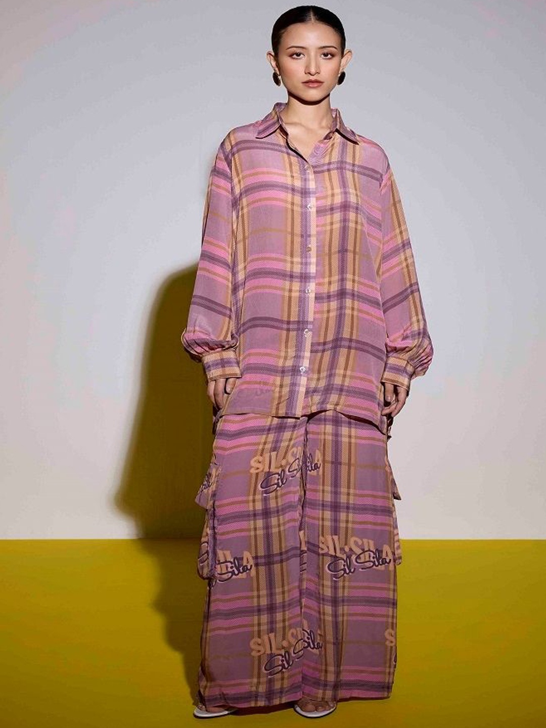 

SIL SILA Checked Spread Collar Cuffed Sleeves Shirt & Palazzos, Mauve