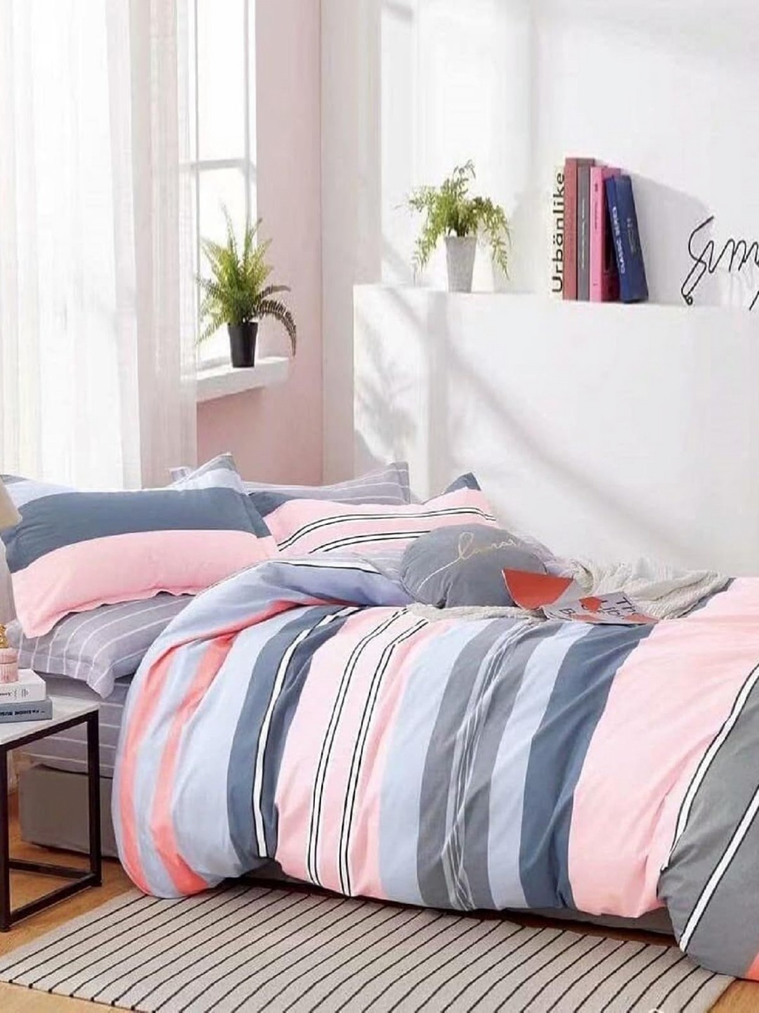 

Myntra Elegant Homes Grey & Blue Striped Microfiber Heavy Winter 210 GSM Double Bed Comforter