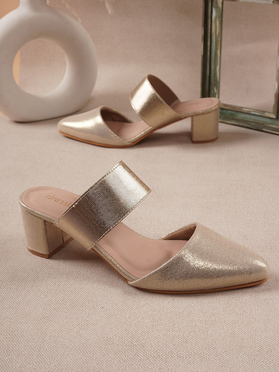 

DressBerry Women Embellished Party Mid-Top Block Heel Sandal, Gold