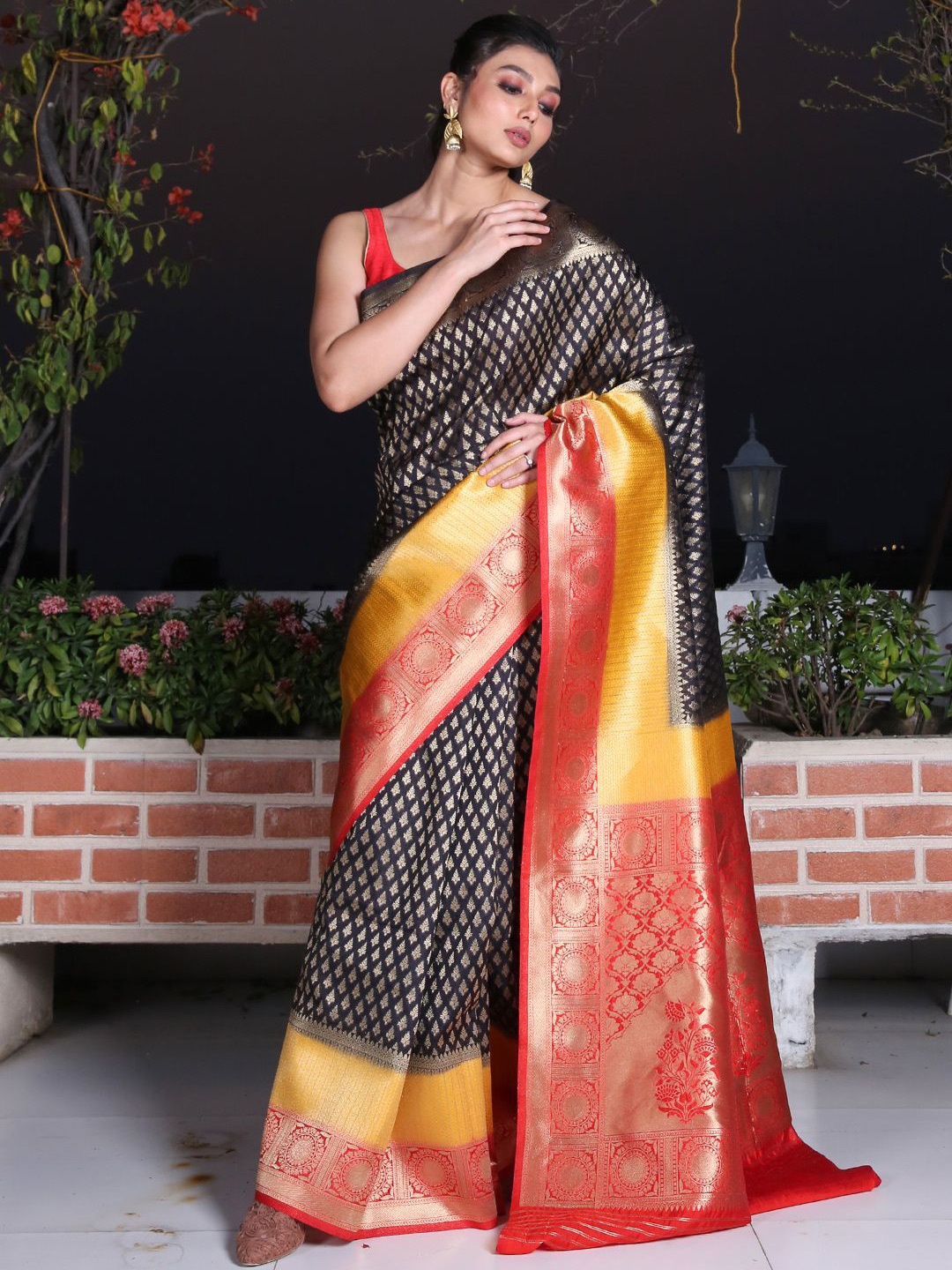 

Charukriti Ethnic Motifs Zari Heavy Work Brocade Saree, Black