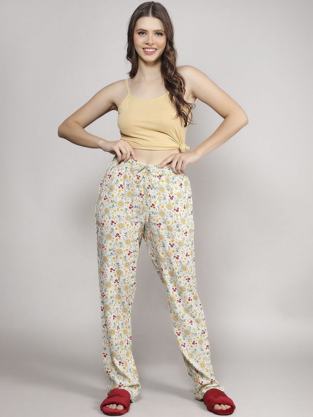

evolove Women Printed Mid-Rise Lounge Pants, Beige