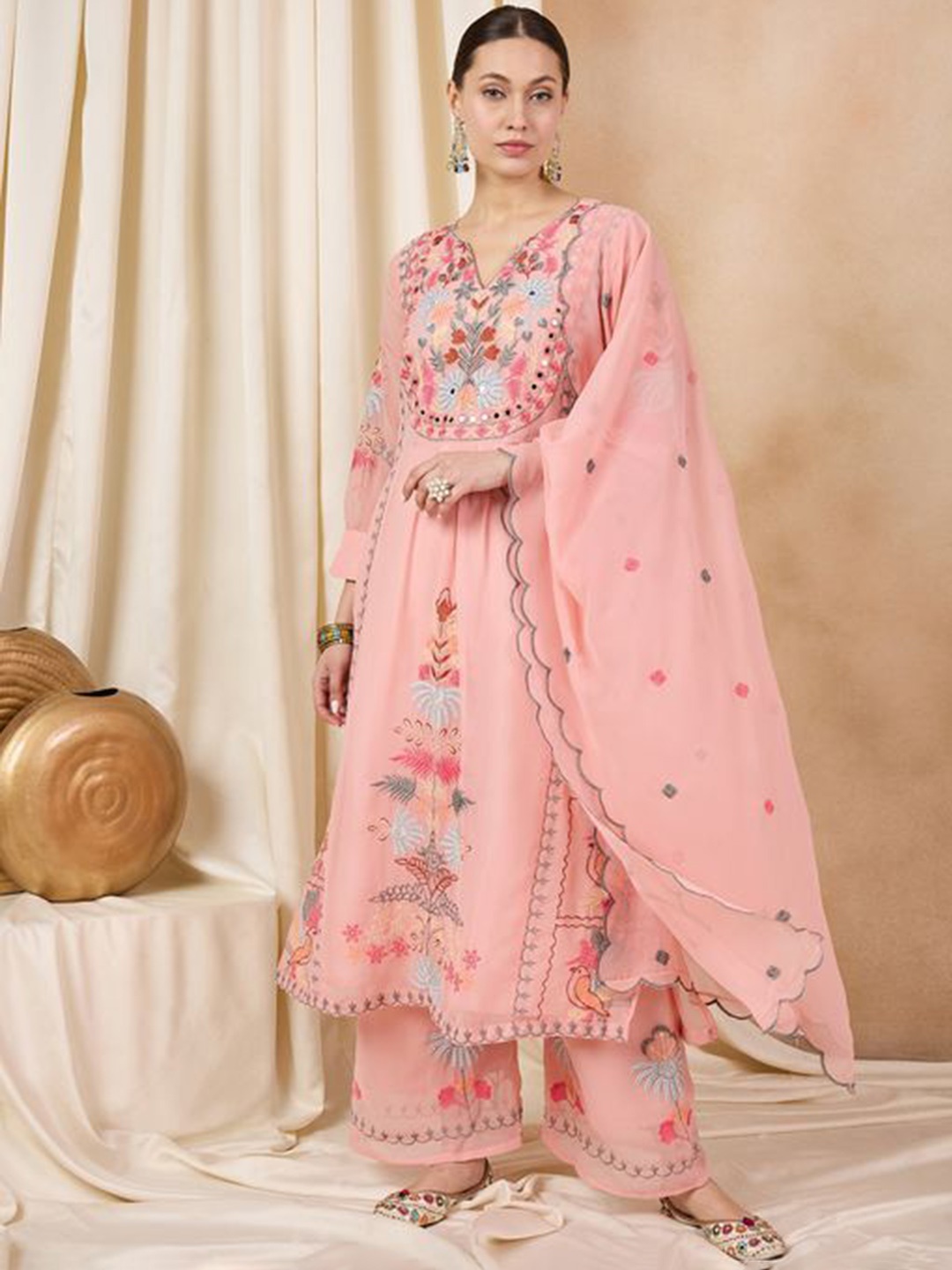 

Wedani Women Floral Embroidered Regular Kurta with Palazzos & With Dupatta, Pink