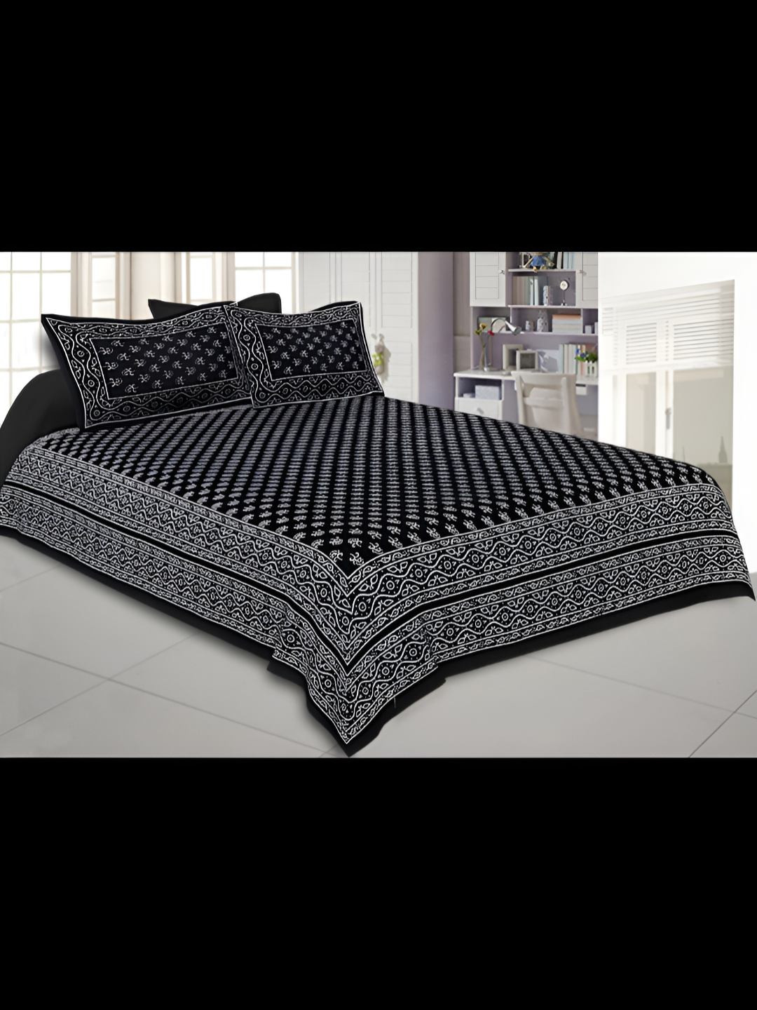 

BED-SHEET.COM Black Ethnic Motifs Printed Cotton 180 TC King Bedsheet Set 2.74 m x 2.24 m