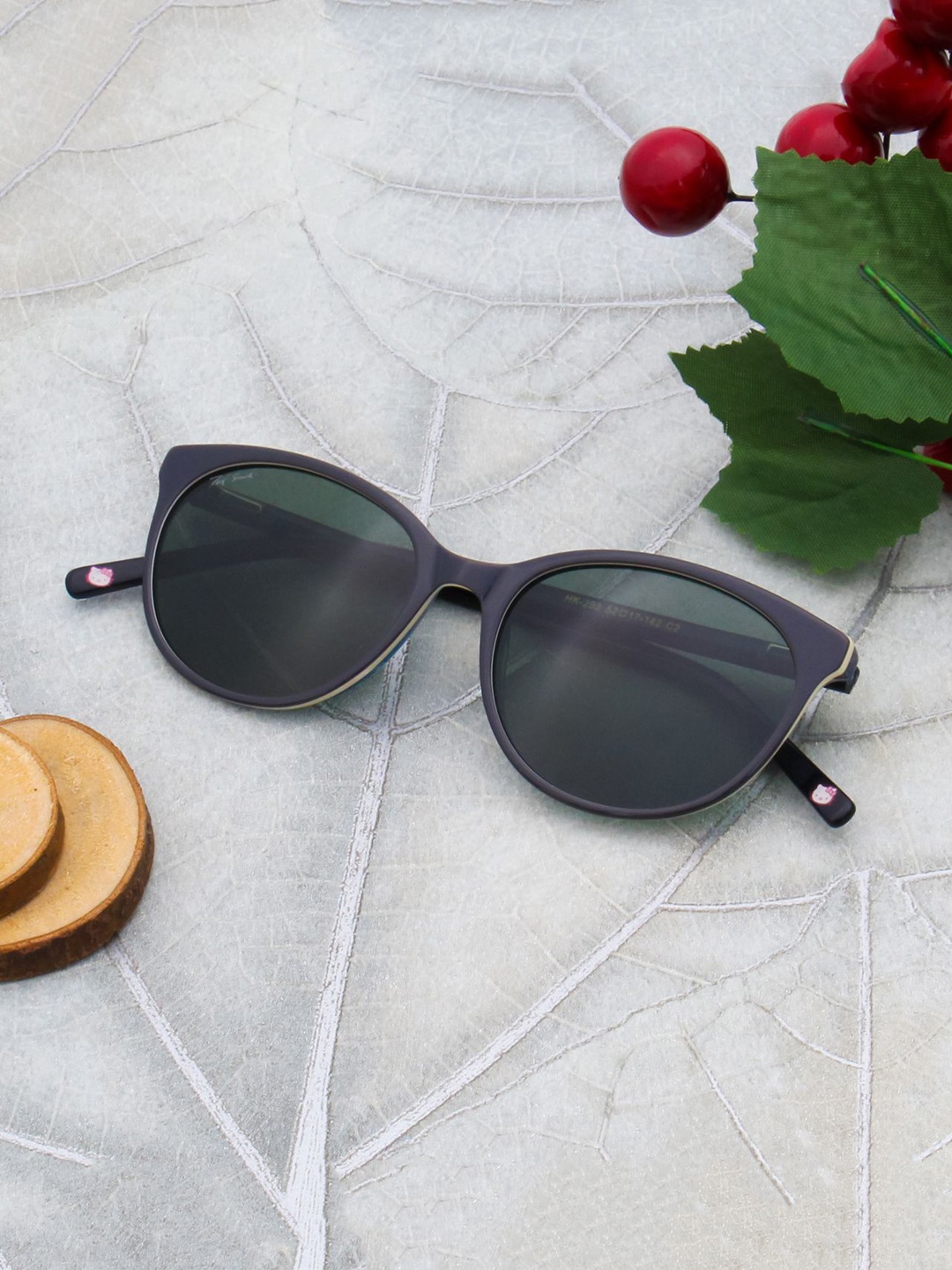 

Ted Smith Women Cateye Sunglasses with UV Protected Lens QUIN_C2, Grey