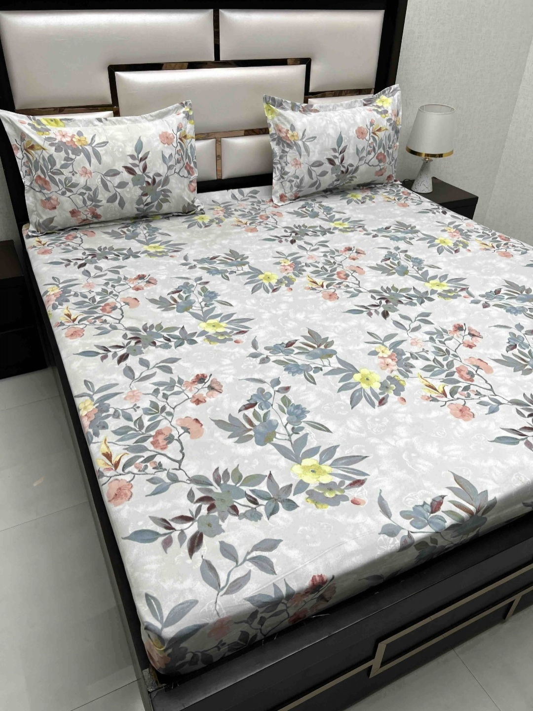 

Pure Decor Queen Size Double Bedsheet With 2 Pillow Covers 2.28m X 2.54m, Grey