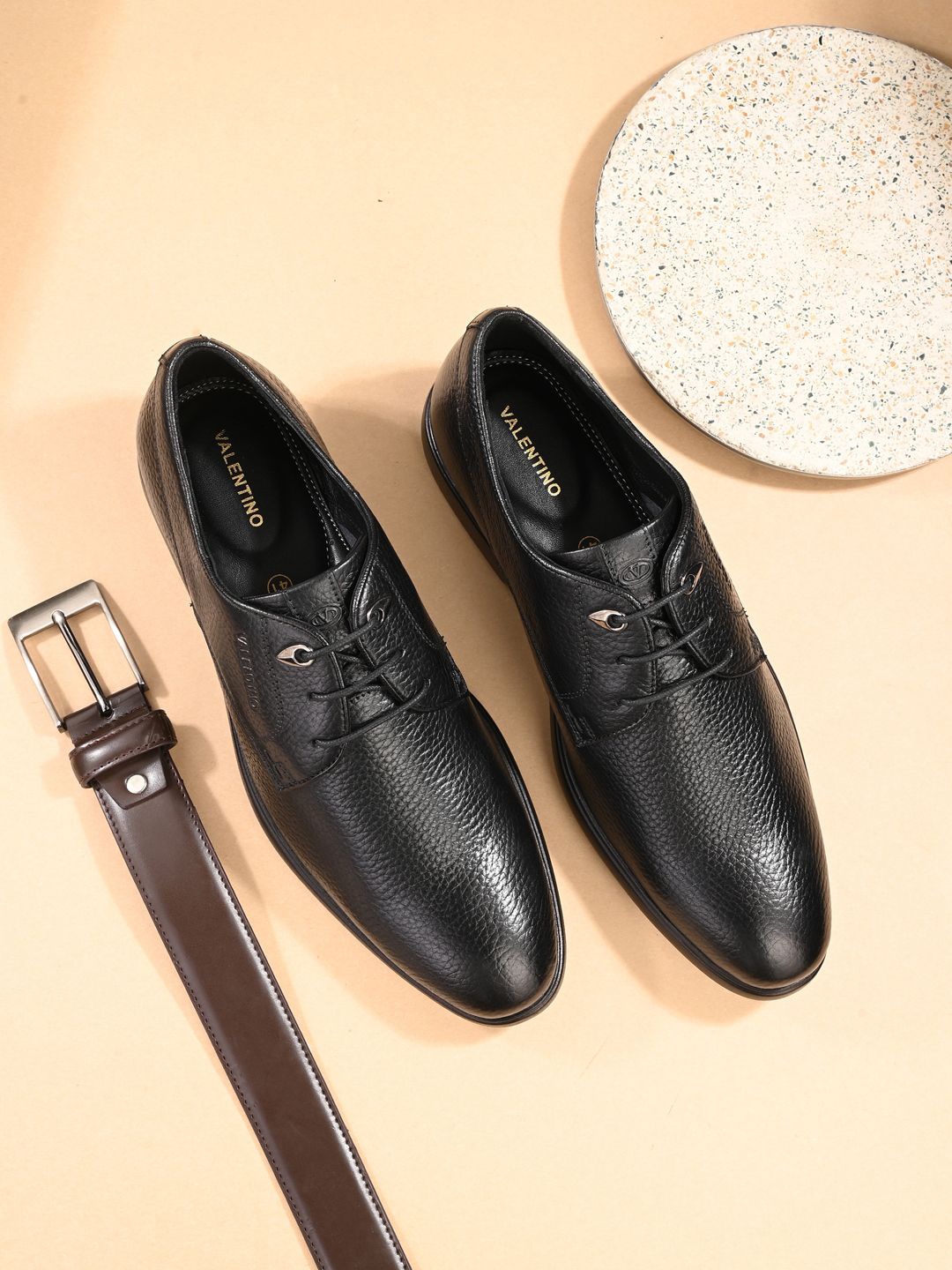 

Valentino Men Textured Pointed-Toe Formal Derbys Shoes, Black