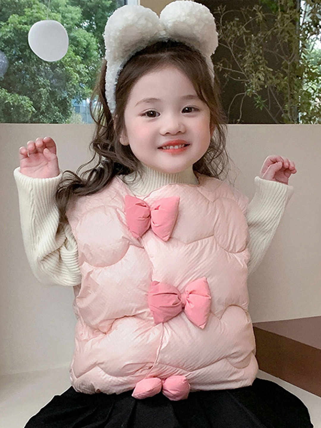 

LULU & SKY Girls Sleeveless Quilted Jacket, Pink