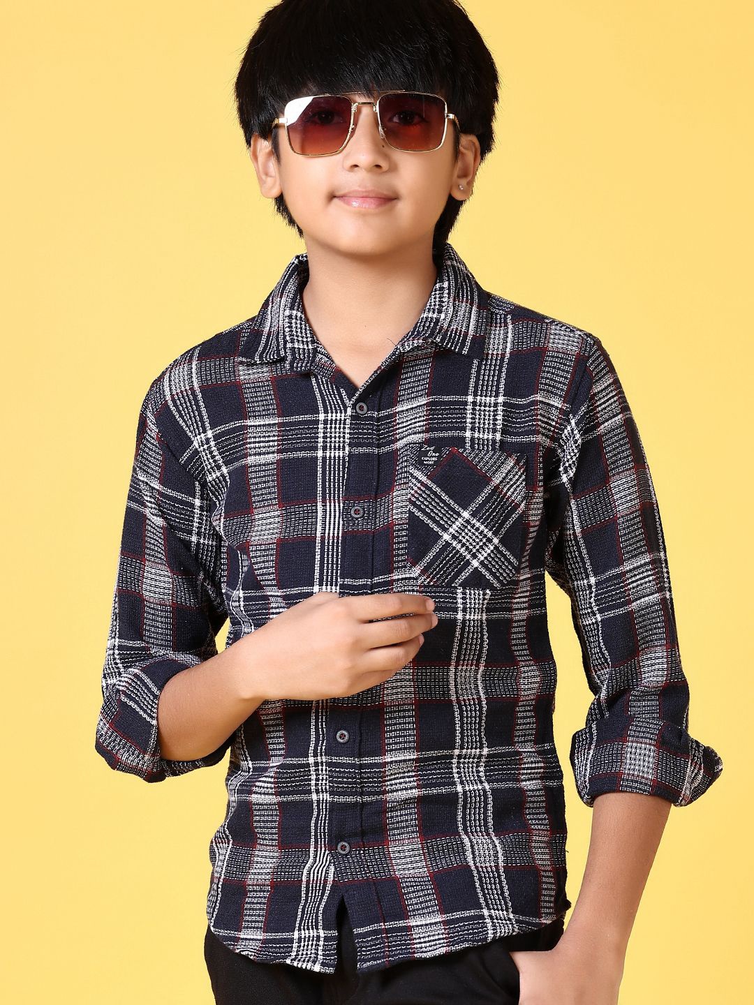 

V-Mart Boys Tartan Checks Opaque Checked Casual Shirt, Navy blue