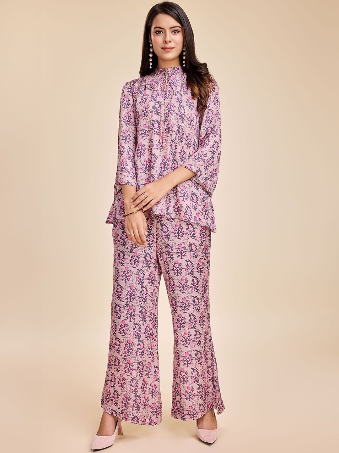 

Komarri U Paisley Printed Tie-Up Neck Shirt & A Mid-Rise Flared Trousers, Pink