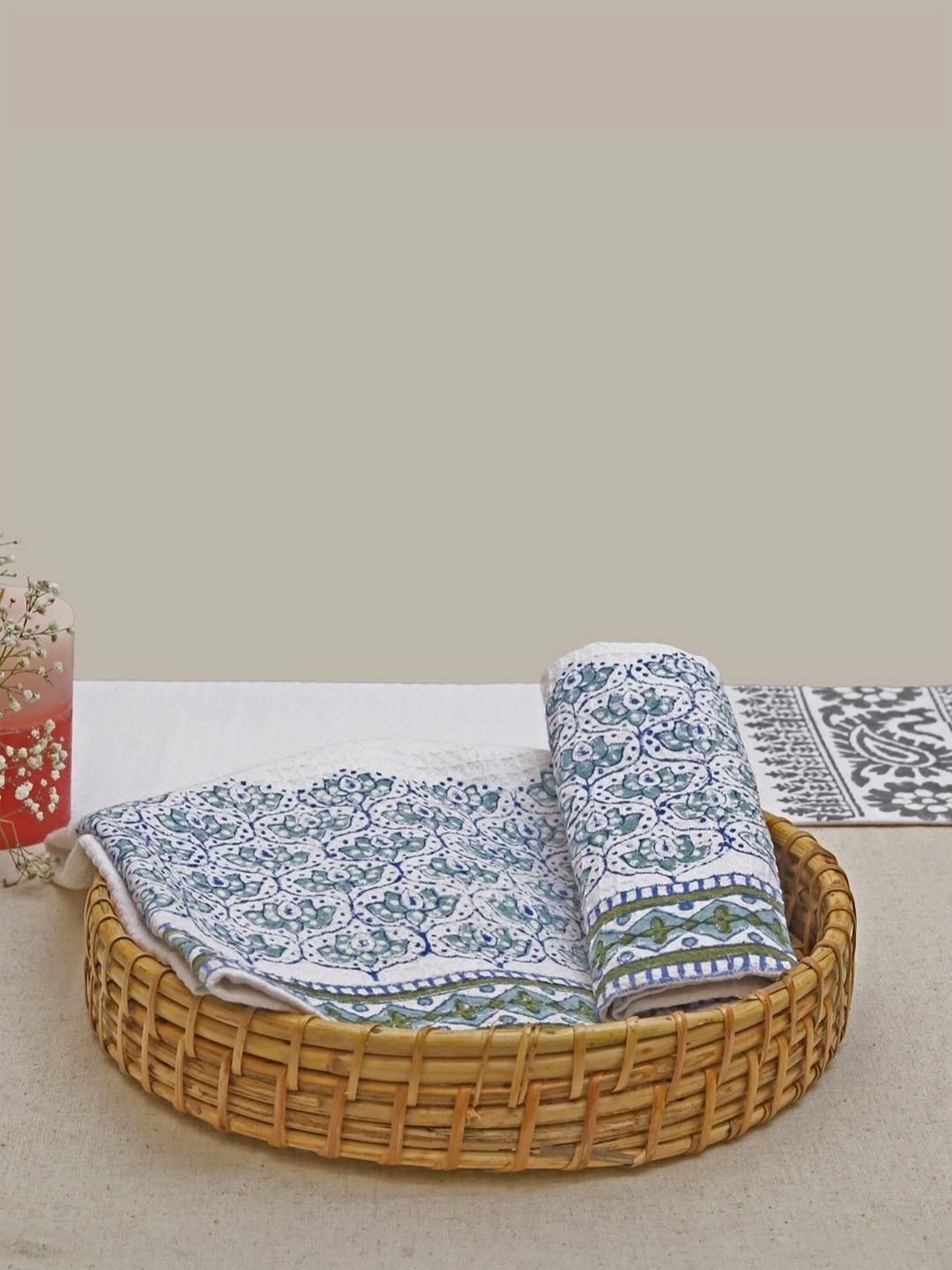 

DESIGN GAATHA Turquoise Blue & White 2 Pieces Printed Cotton Hand Towels