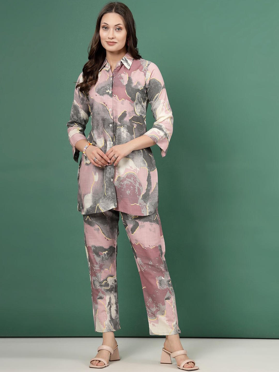 

Clora Creation Abstract Printed Shirt With Trouser, Pink