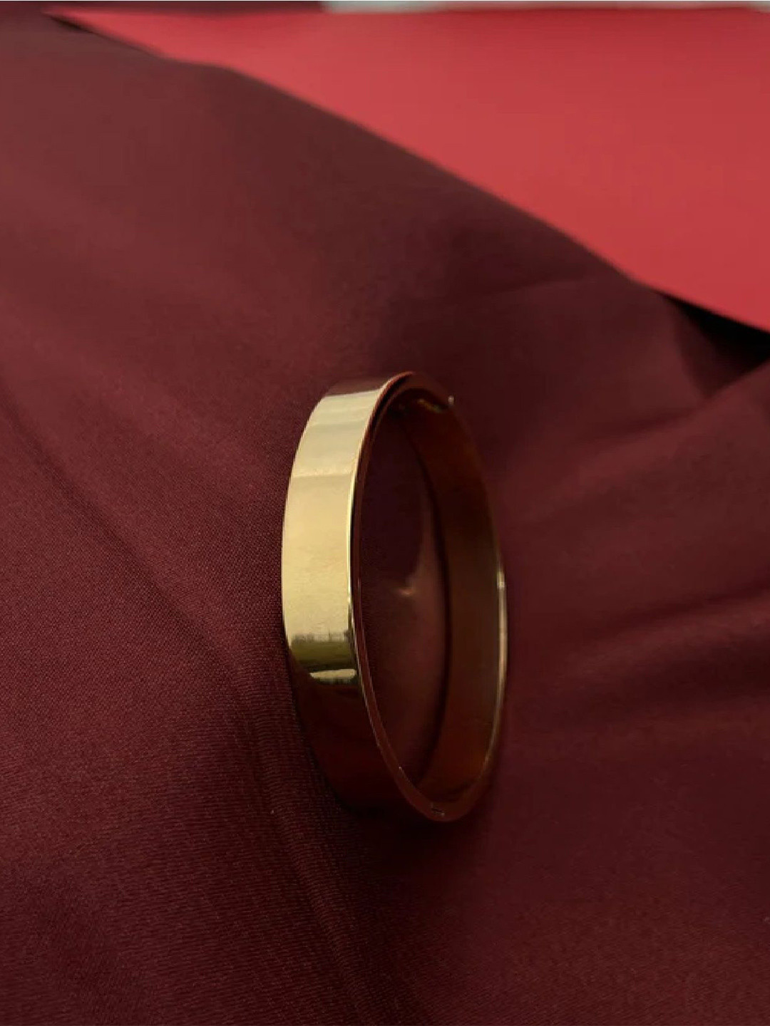 

RUHI COLLECTION Unisex Gold-Plated Stainless Steel Kada Bracelet