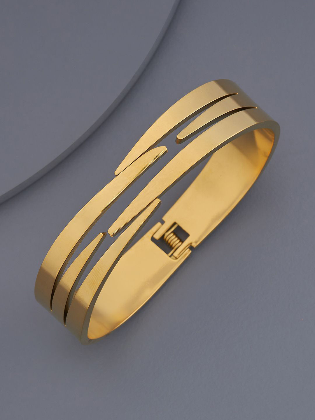 

Kushal's Fashion Jewellery Gold-Plated Kada Bracelet