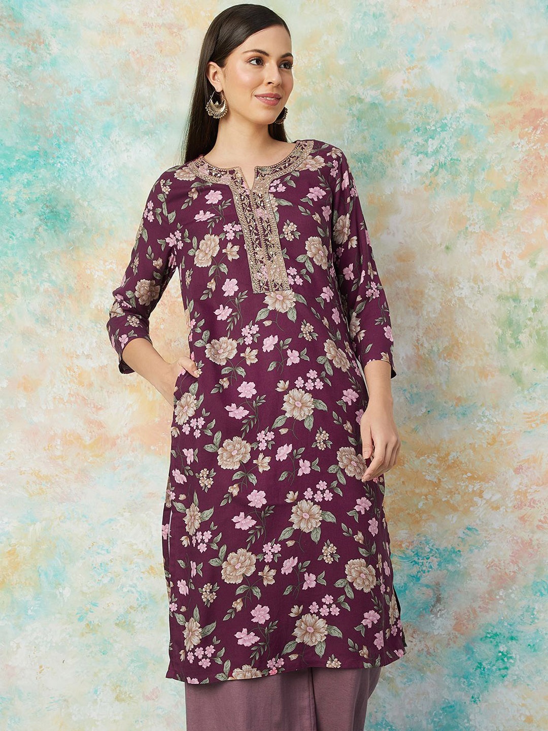 

Melange by Lifestyle Floral Printed Round Neck Three-Quarter Sleeves Thread Work Kurta, Maroon