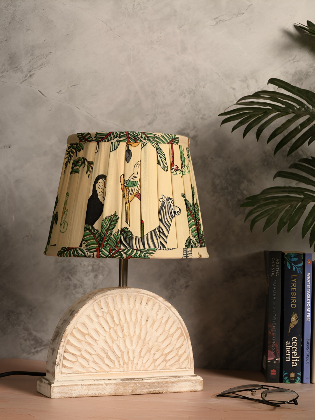 

green girgit White Wood Frusturical Shaped Table Lamp
