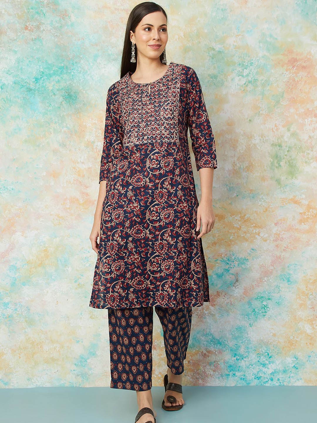 

Melange by Lifestyle Floral Printed Pure Cotton Straight Kurta with Trouser, Navy blue