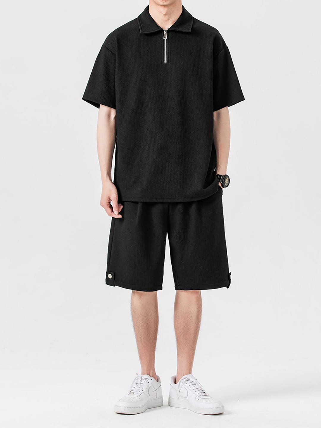 

StyleCast x Revolte Men T-shirt with Shorts, Black