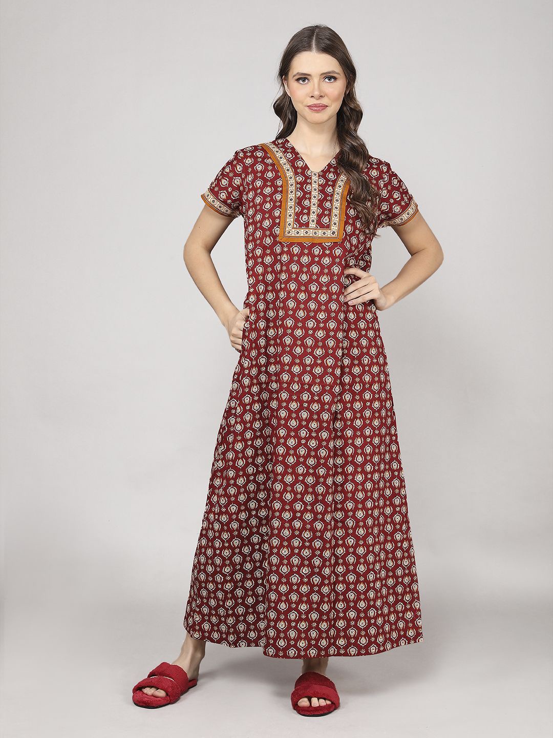 

evolove Women Printed Maxi Nightdress, Brown