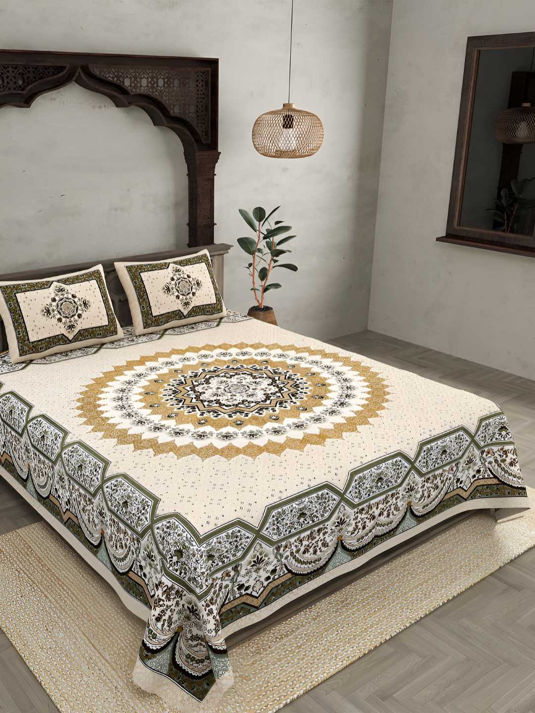 

BED-SHEET.COM Beige & Brown Ethnic Printed Cotton 240 TC King Bedsheet Set 2.74 m x 2.54 m