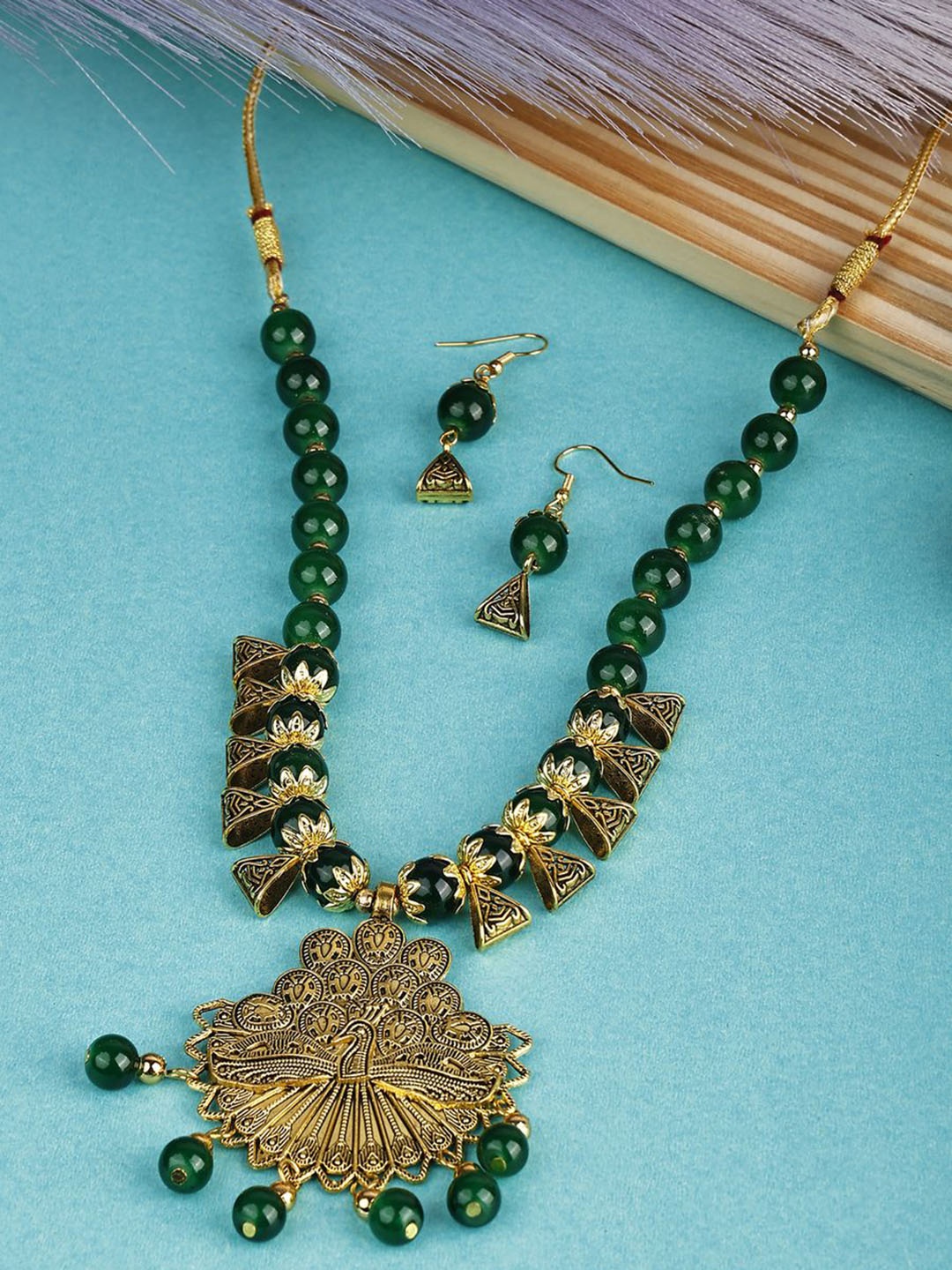 

DEGHLAM Gold-Plated Beaded Dancing Peacock Necklace and Earrings