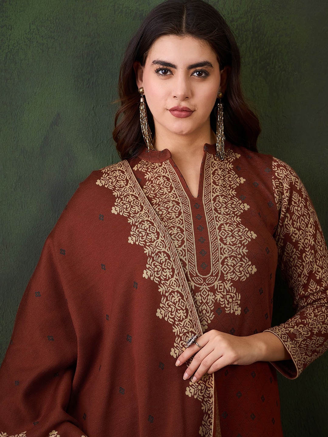 

Sangria Ethnic Motifs Woven Design Mandarin Collar Straight Kurta With Trouser & Dupatta, Rust