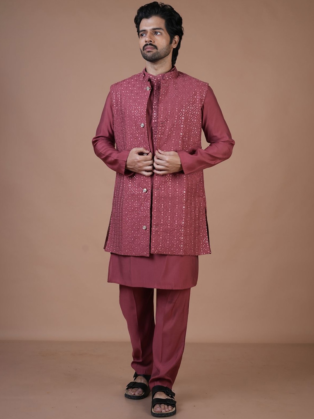 

ARYA Mandarin Collar Regular Sequinned Chanderi Silk Kurta With Jacket With Trouser, Peach