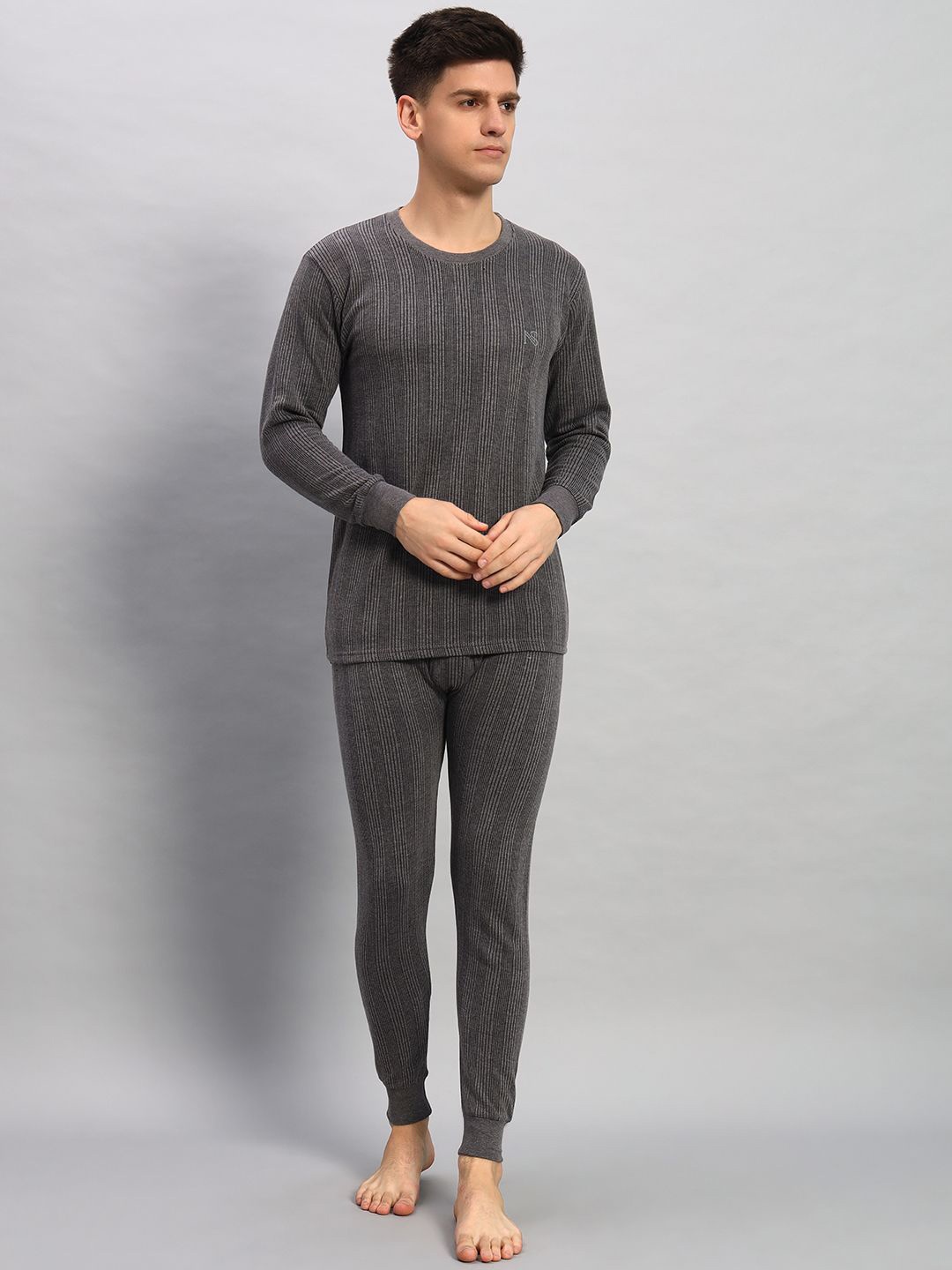 

WILD WEST Men Striped Thermal Set, Charcoal