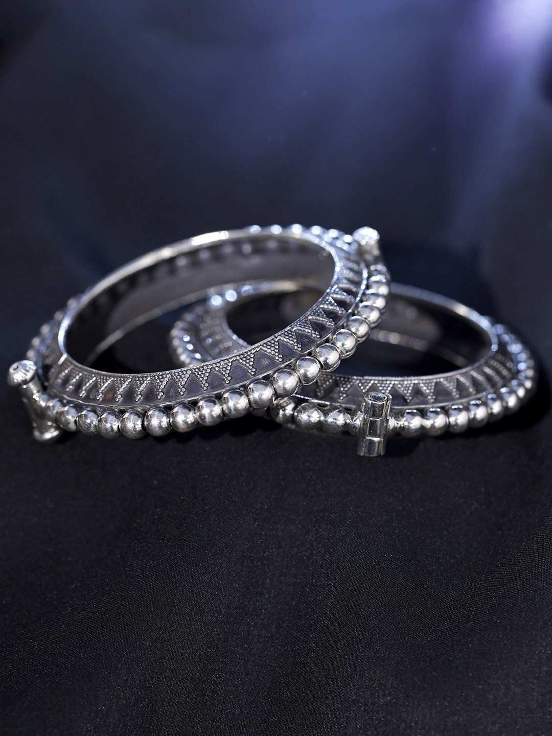 

Exotic India Rajasthani Style Sterling Silver Bangle (Price Per Piece)