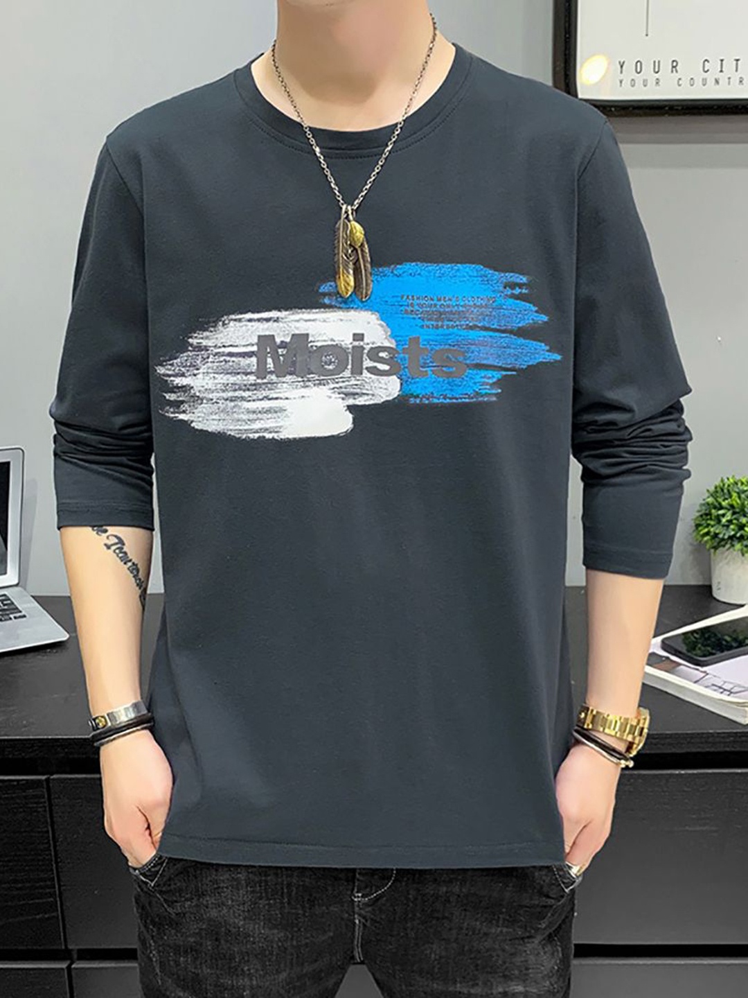 

StyleCast x Revolte Men Graphic Printed Round Neck Cotton T-shirt, Grey
