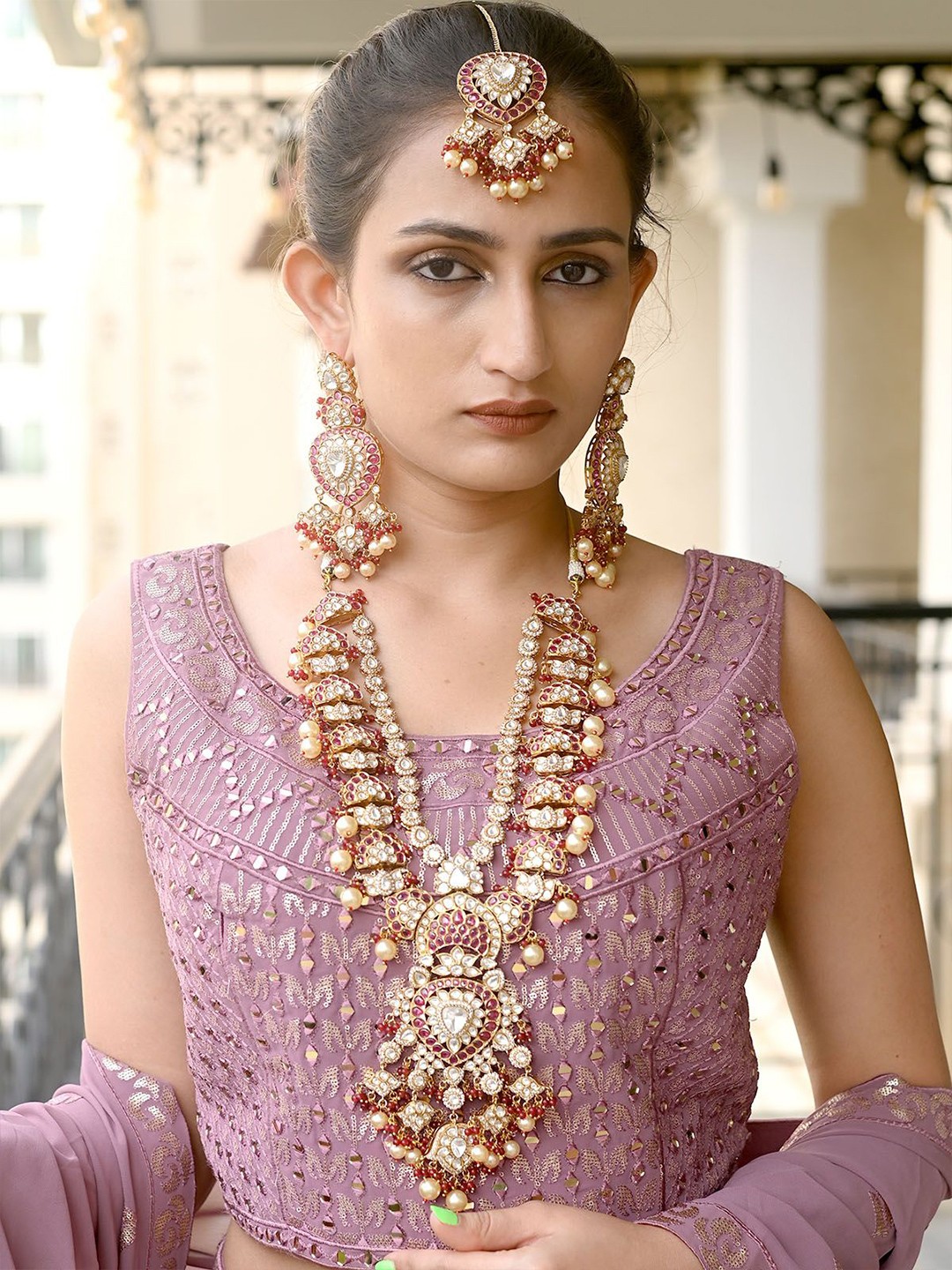

ODETTE Gold Plated Artificial Stones and Beads Studded & Beaded Jewellery Set