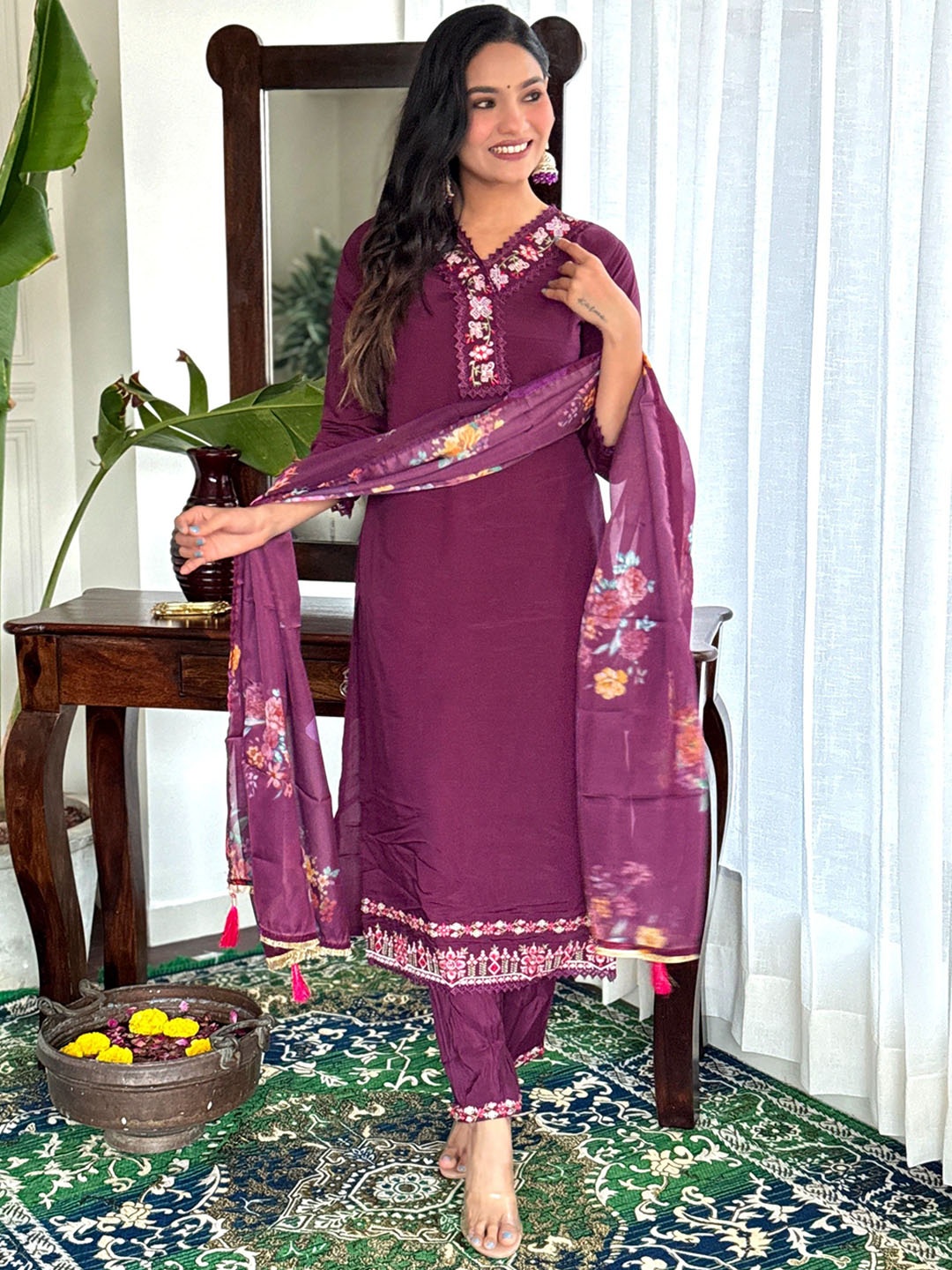 

TWINS LADY Ethnic Motif Yoke Design Thread Work Chanderi Silk Kurta With Trouser & Dupatta, Purple