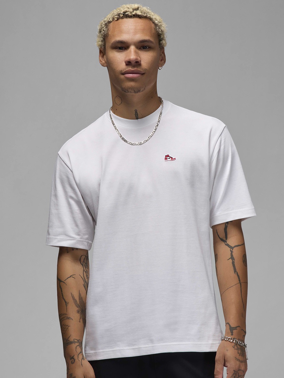 

Nike Jordan Brand Men's Sneaker Patch T-Shirt, White