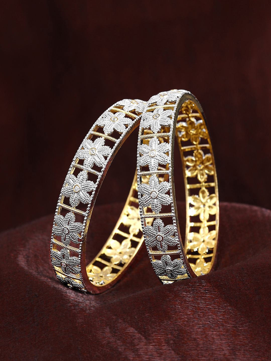

Estele Set Of 2 Gold-Plated Crystal Studded Bangles