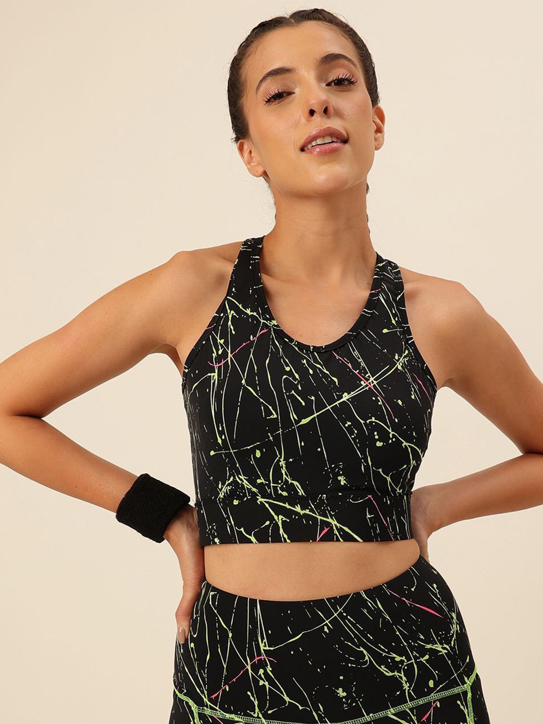 

CUKOO Abstract Printed Full Coverage Lightly Padded Rapid-Dry Workout Bra, Black