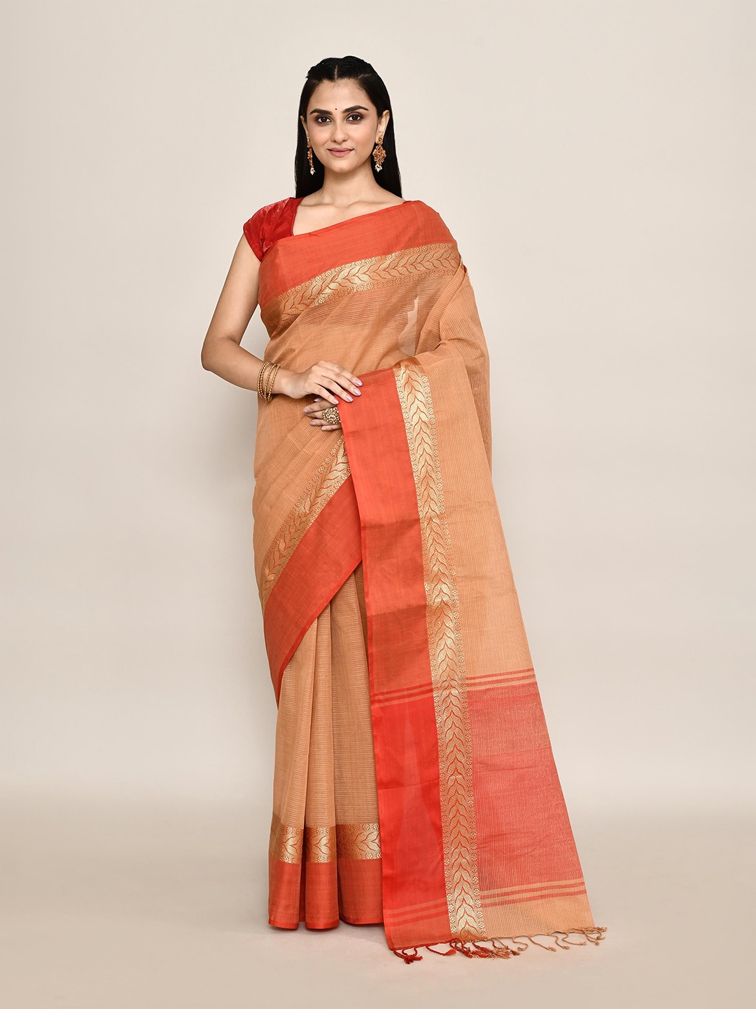 

PUKU Woven Design Pure Cotton Taant Saree without blouse fabric, Beige