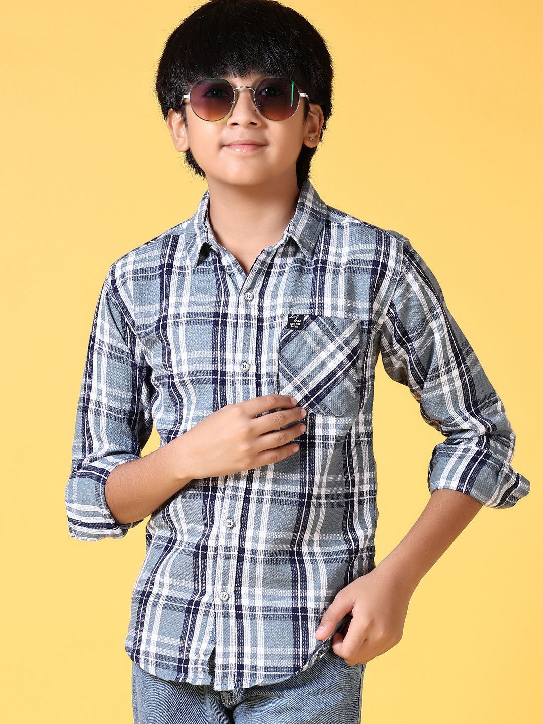 

V-Mart Boys Tartan Checks Opaque Checked Casual Shirt, Grey