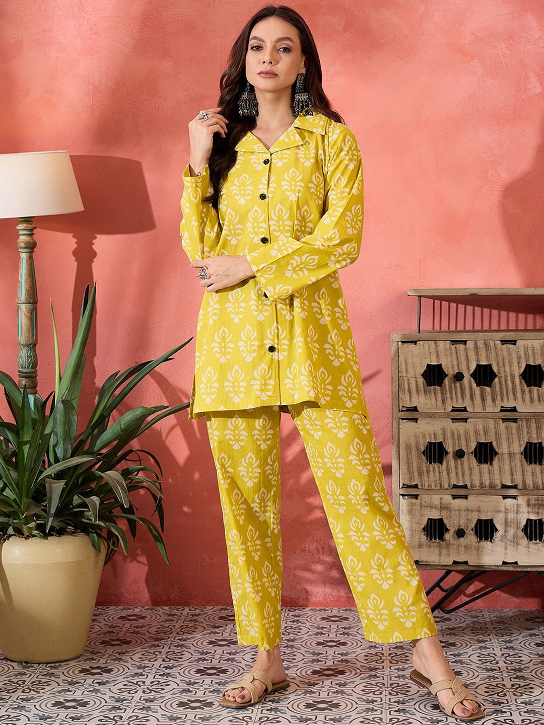 

InWeave Ethnic Motifs Printed Pure Cotton Shirt Collar Tunic With Trouser, Yellow