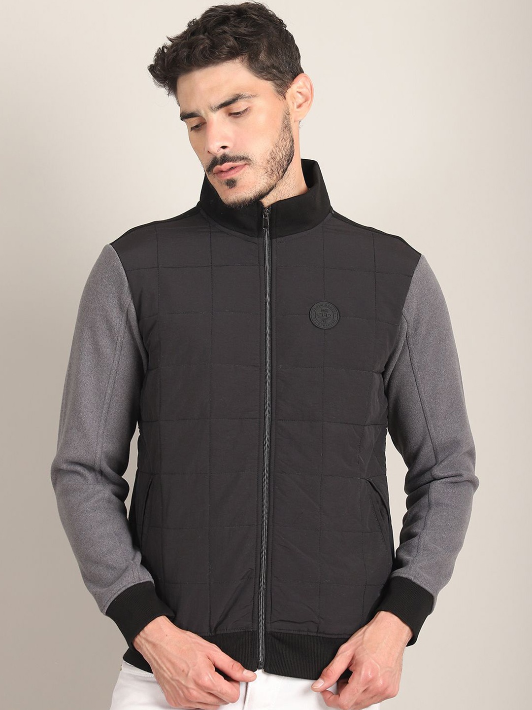 

CONFIDENCE Men Checked Mock Collar Long Sleeves Front-Open Sweatshirt, Black