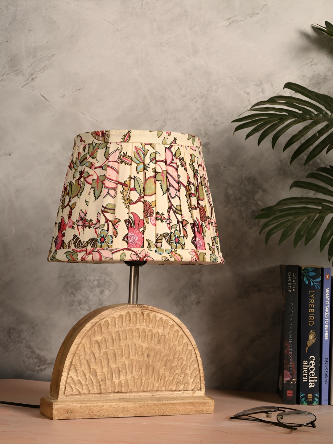 

green girgit Brown Wood Quirky Frusturical Shaped Table Lamp