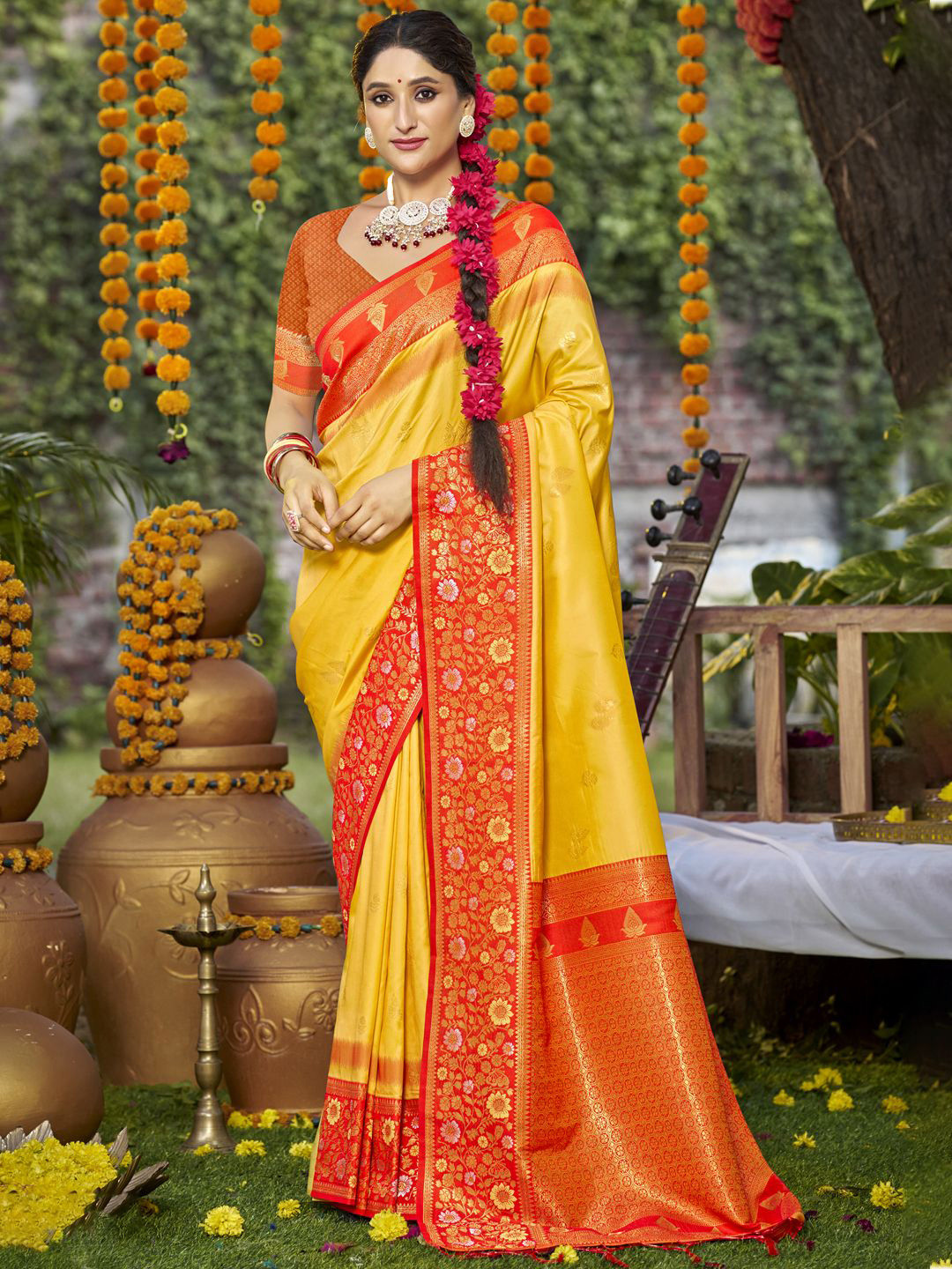 

SANGAM PRINTS Floral Woven Design Zari Tussar Saree, Yellow