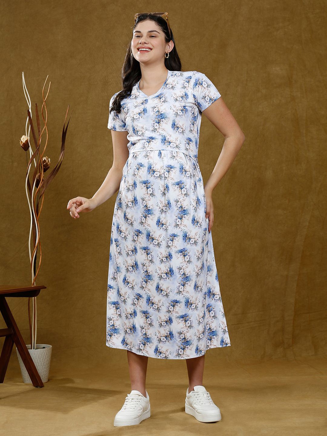 

True Shape Women Floral Printed Maternity Midi Dress With Pockets, Blue